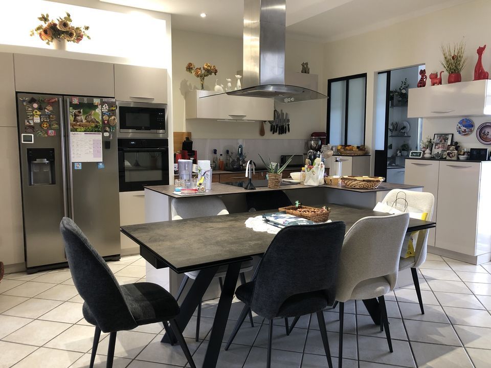 Casa de pueblo en Pauillac, Gironde - foto 3