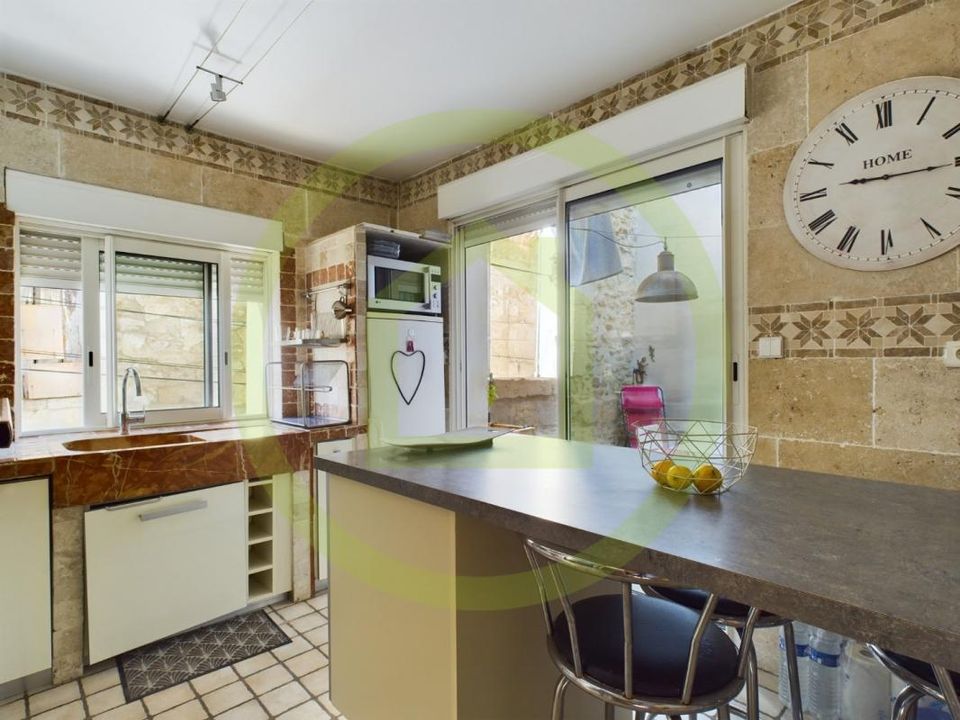 Byhus i Beaucaire, Gard - foto 1
