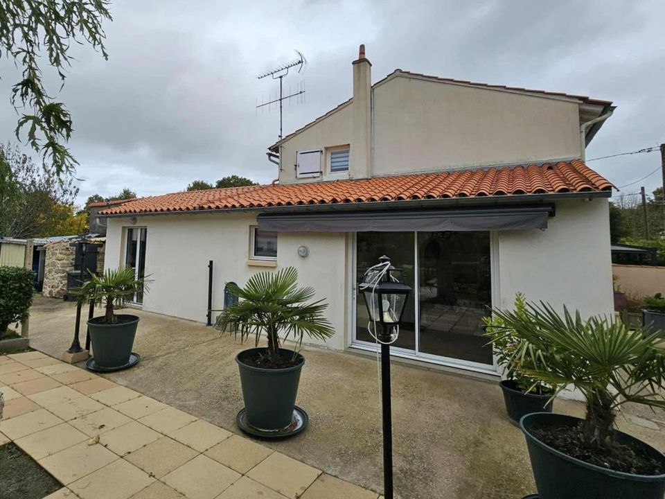 Villa i La Roche-sur-Yon, Vendee - foto 1