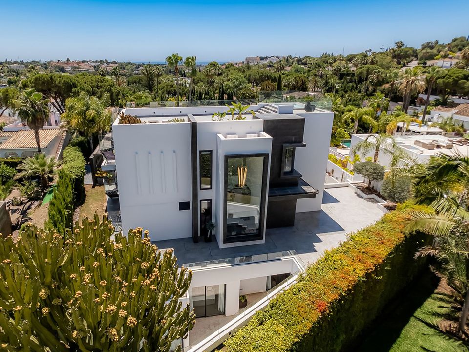 Villa i Nueva Andalucia, Malaga - foto 1