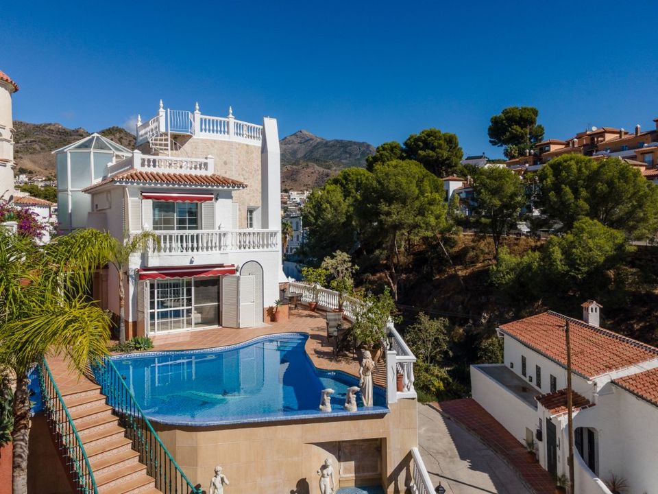 Villa i Nerja, Malaga - foto 3