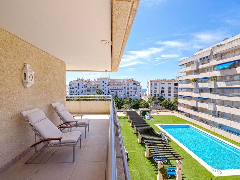 Lejlighed i Puerto Banus, Malaga - foto 1