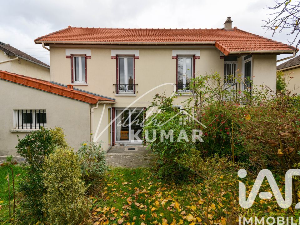 Villa i Aulnay-sous-Bois, Seine-Saint-Denis - foto 1