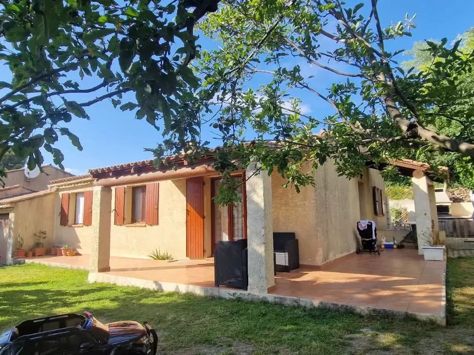 Villa i Salon de Provence, Bouches-du-Rhone - foto 1