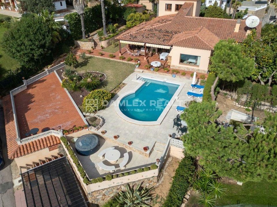 Villa i Lloret De Mar, Gerona - foto 1