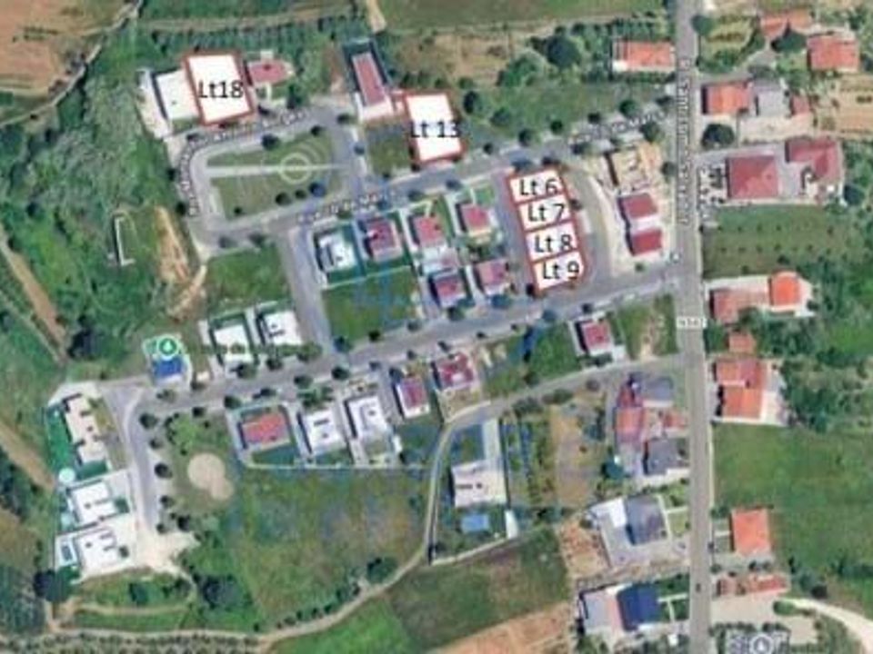 Helårsgrund i Leiria, Leiria - foto 1