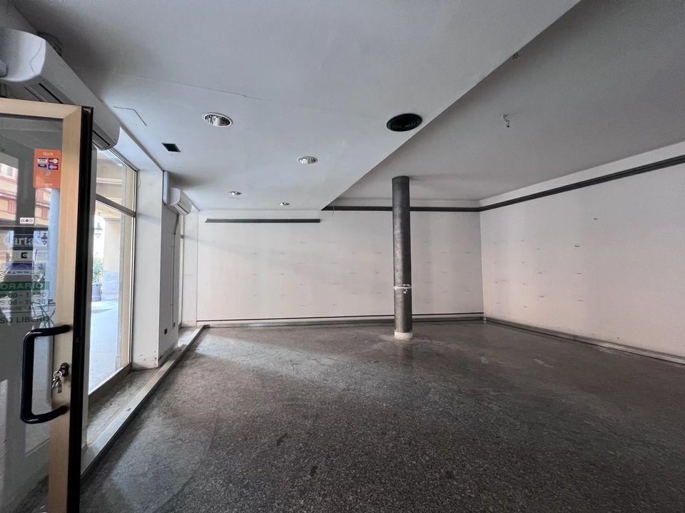 Erhvervsejendom i Acqui Terme, Alessandria - foto 1