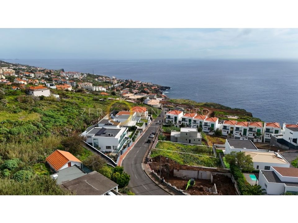 Helårsgrund i Caniço, Madeira - foto 1