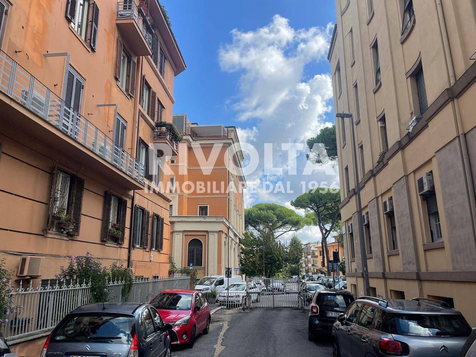 Erhvervsejendom i Rome, Rome - foto 1