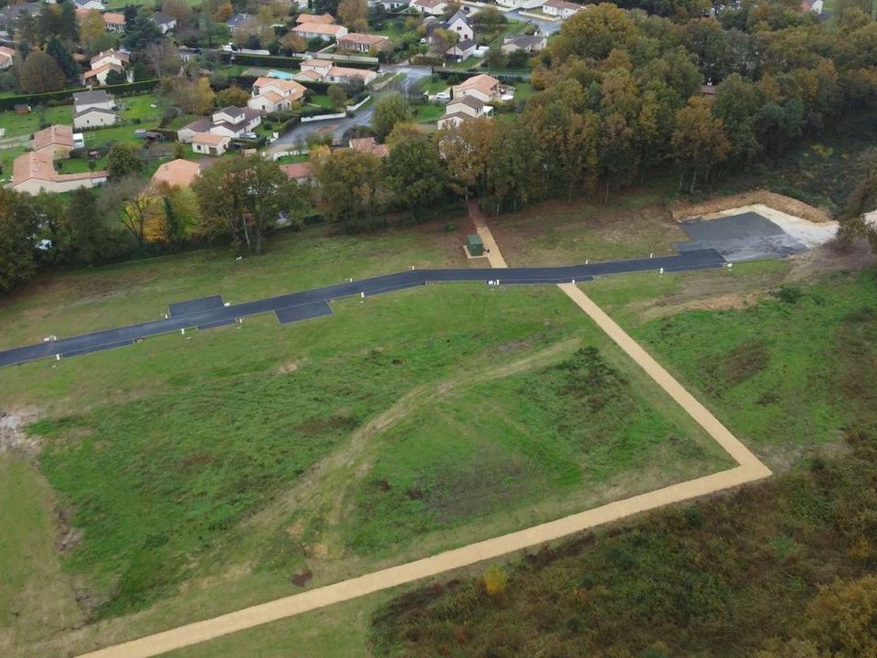 Grond in Savigny-Lévescault, Vienne - foto 4