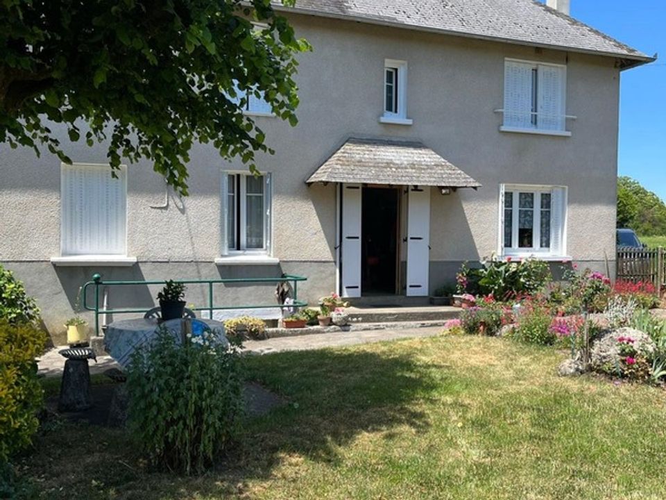 Landejendom i La Roche-l'Abeille, Haute-Vienne - foto 3