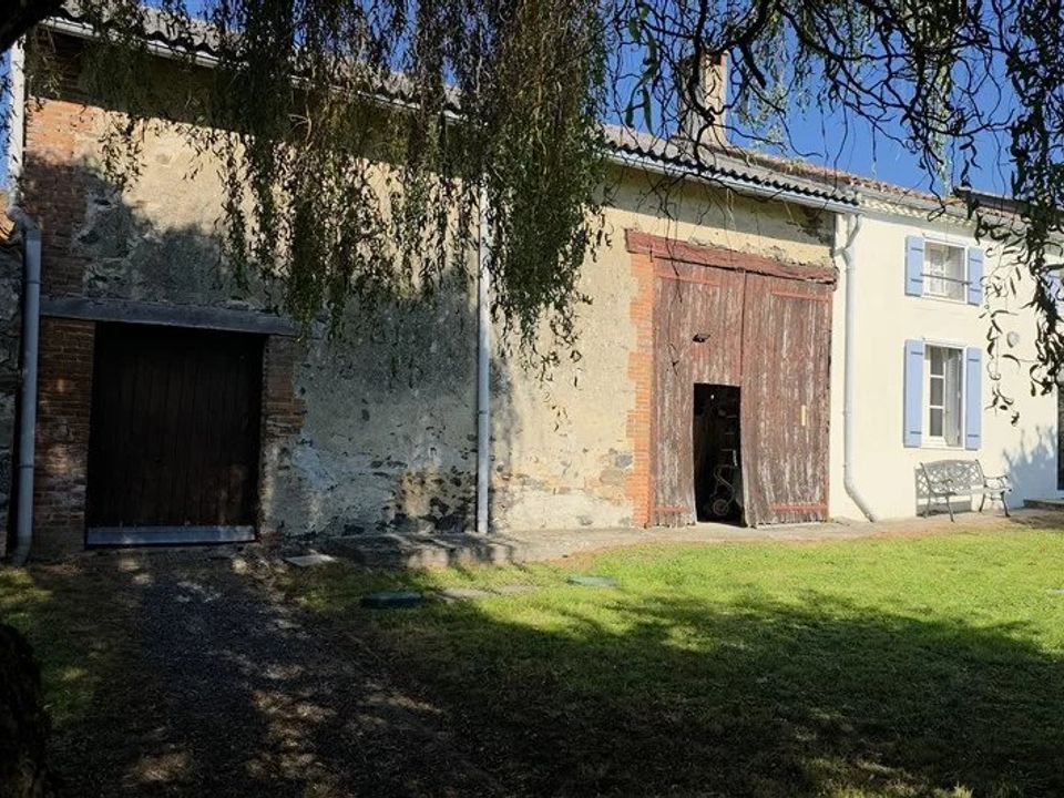 Villa a Saint-Barbant, Haute-Vienne - foto 1