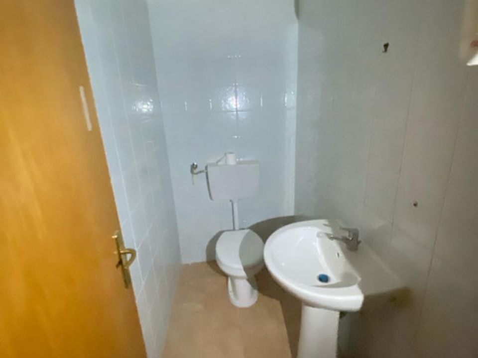 Erhvervsejendom i Villabate, Palermo - foto 5