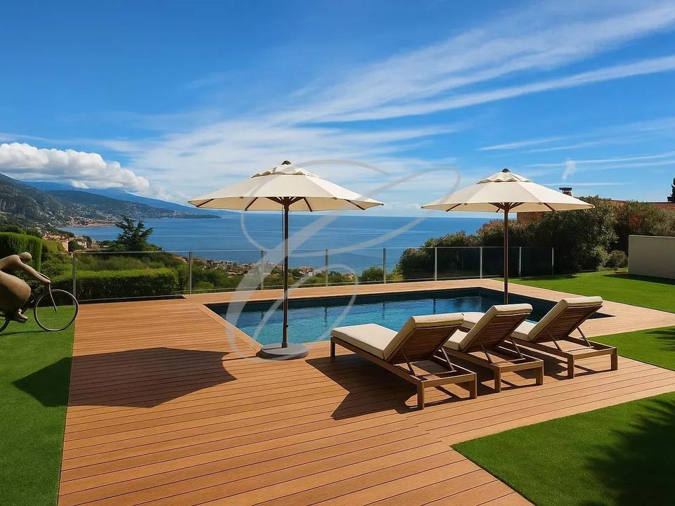 Villa i Roquebrune-Cap-Martin, Alpes-Maritimes - foto 1