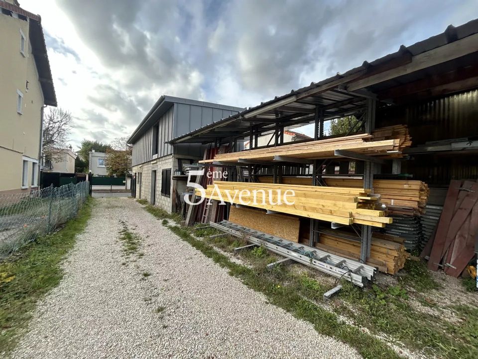 Erhvervsejendom i Saint-Maur-des-Fossés, Val-de-Marne - foto 1