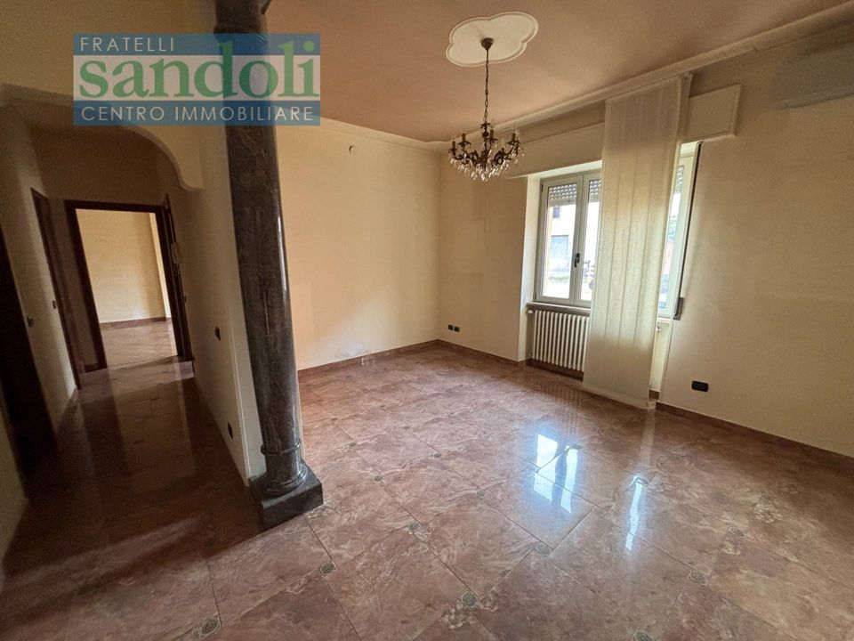 Propiedad comercial en Borgo Vercelli, Vercelli - foto 2