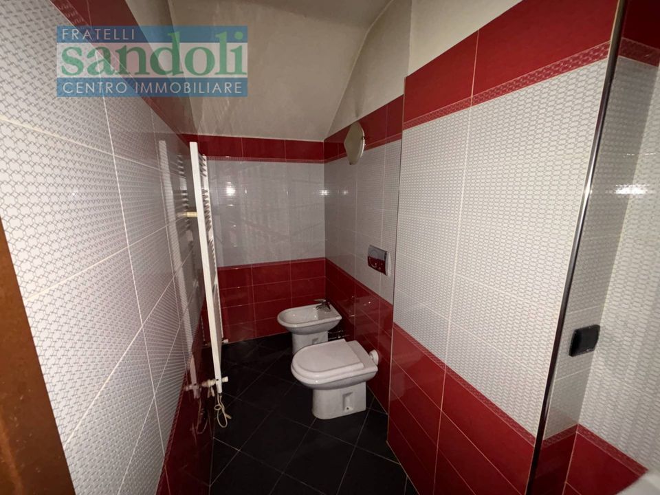 Propiedad comercial en Borgo Vercelli, Vercelli - foto 4