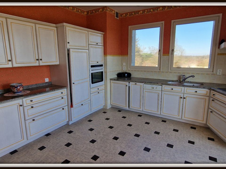 Villa en Bage-le-Chatel, Ain - foto 3
