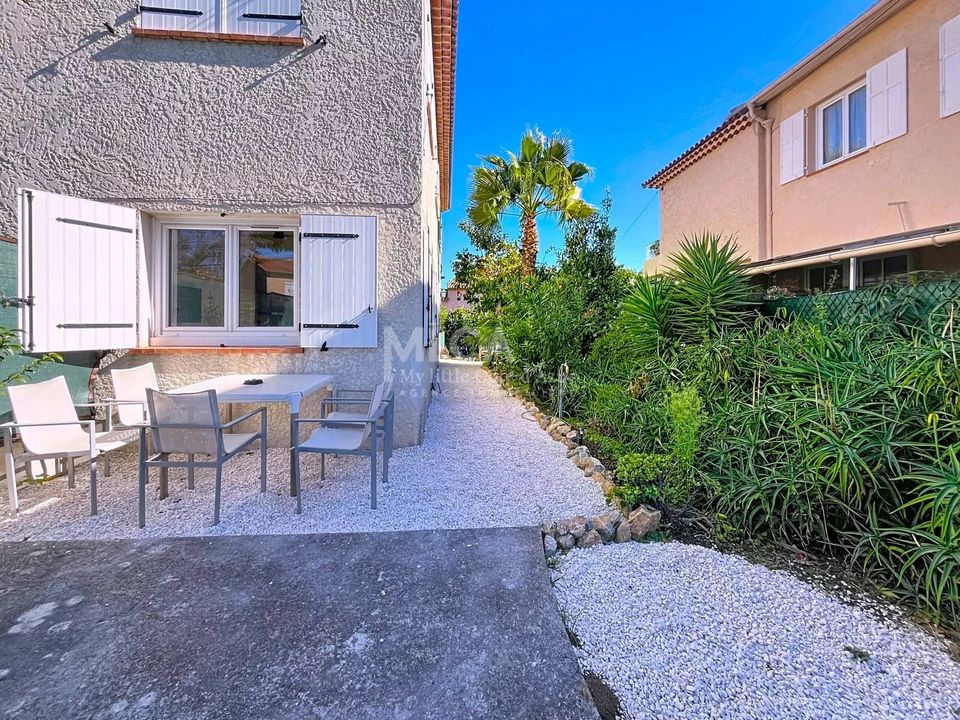 Lejlighed i Antibes, Alpes-Maritimes - foto 1