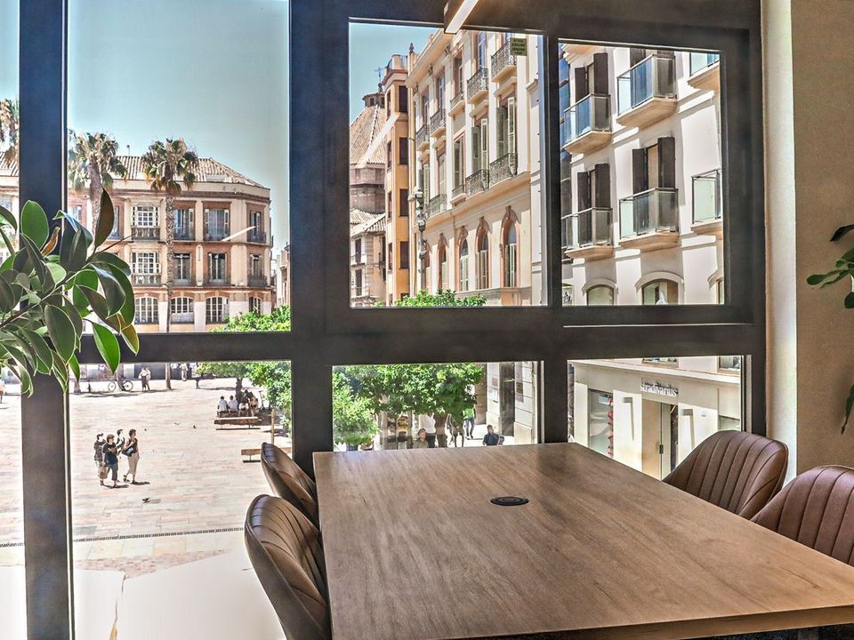 Erhvervsejendom i Malaga city, Malaga - foto 1