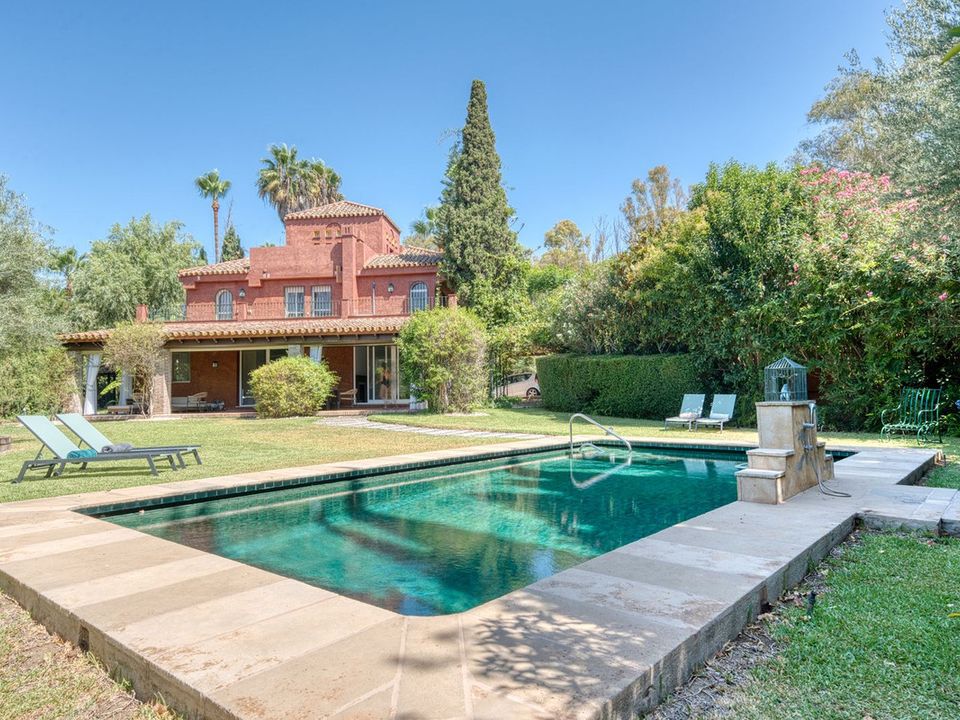 Villa i Nueva Andalucia, Malaga - foto 1