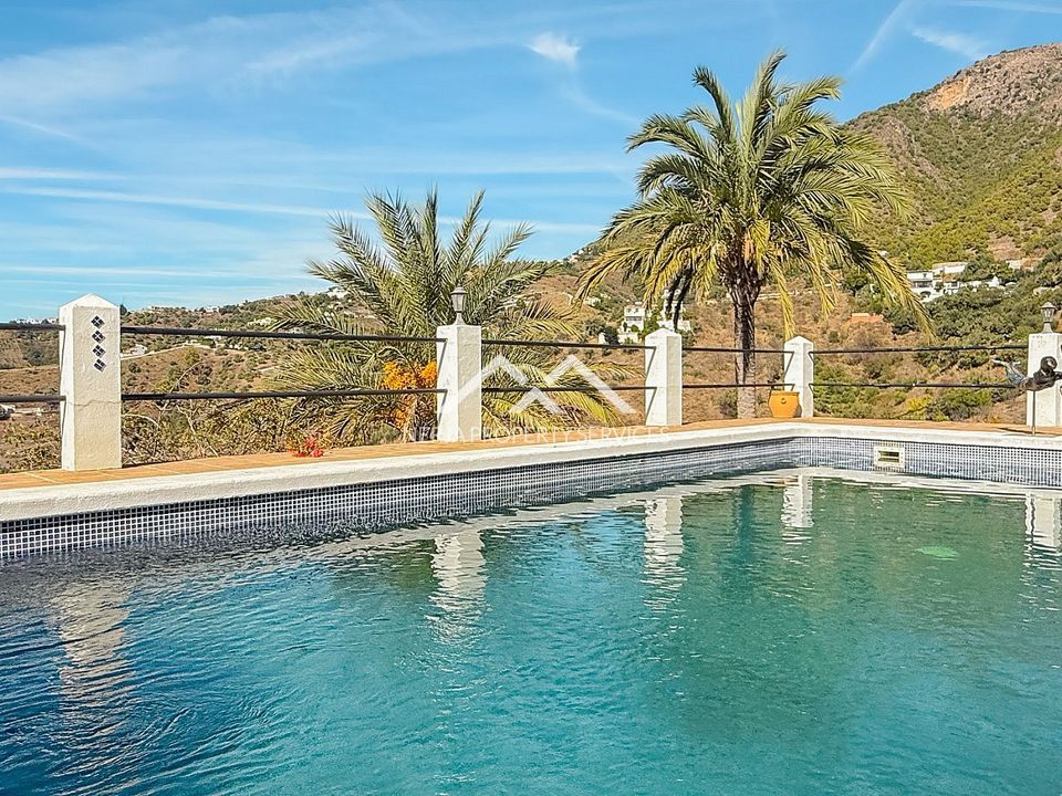 Villa i Frigiliana, Malaga - bilde 1
