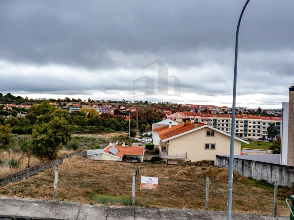 Helårsgrund i Guarda, Guarda - foto 1
