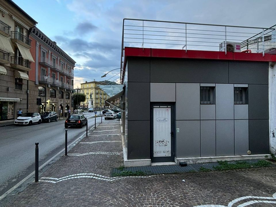 Erhvervsejendom i Atripalda, Avellino - foto 2