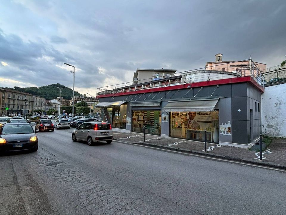 Erhvervsejendom i Atripalda, Avellino - foto 4