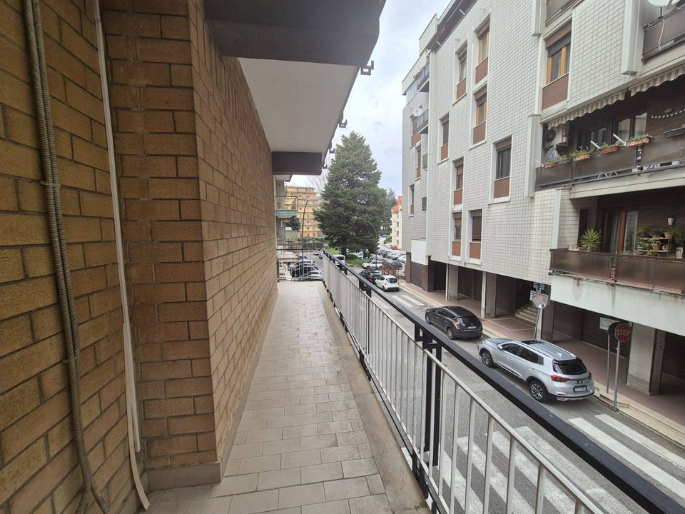 Lejlighed i Avellino city, Avellino - foto 2