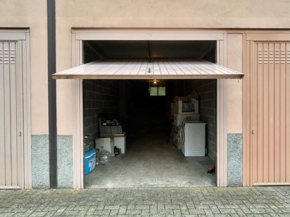 Parkeringsplads i Vignate, Milan - foto 2