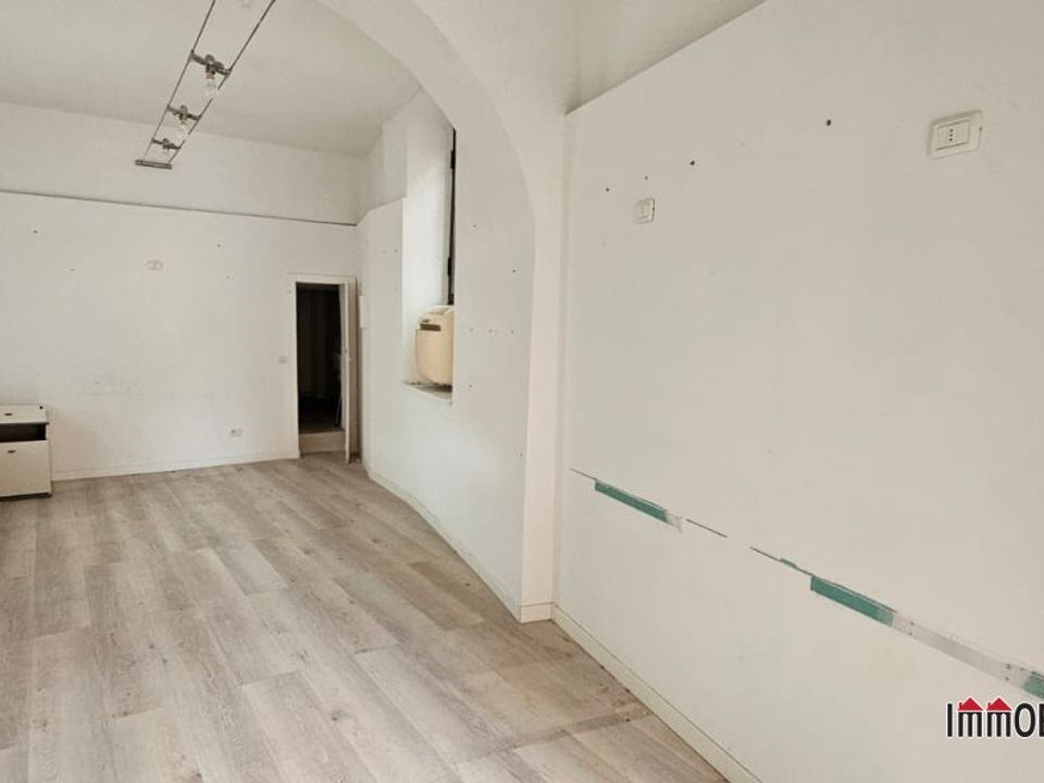 Erhvervsejendom i Colle di Val d'Elsa, Siena - foto 3