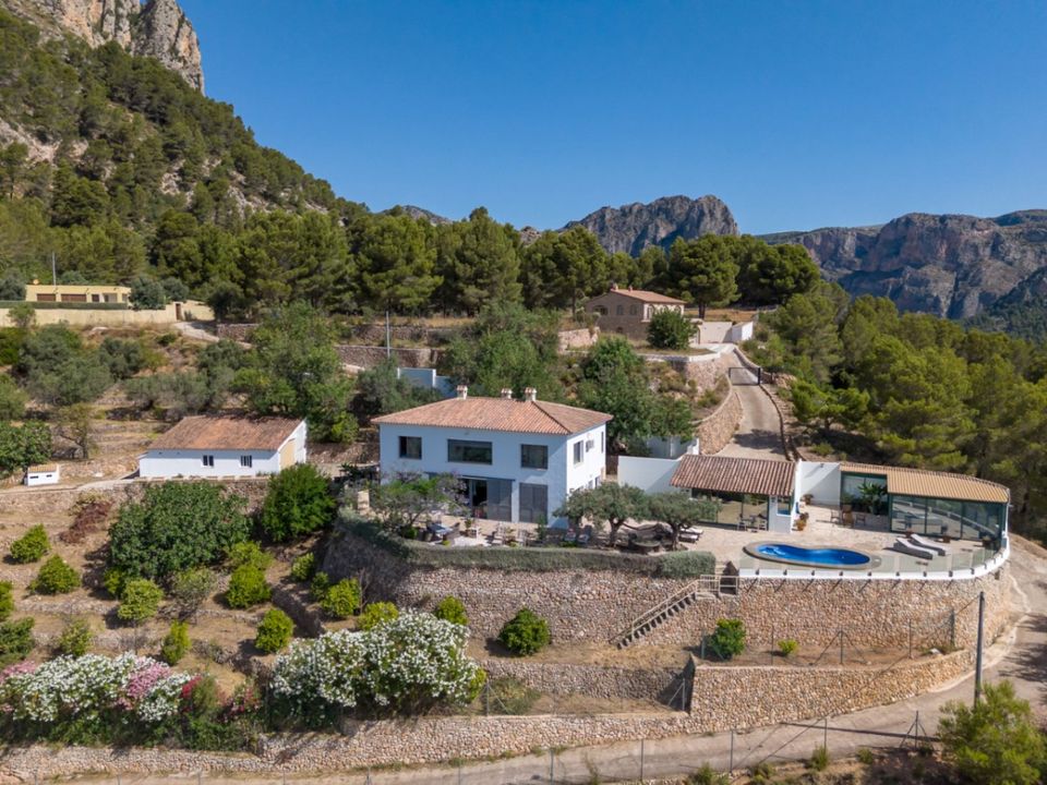 Villa en Bolulla, Alicante - foto 1