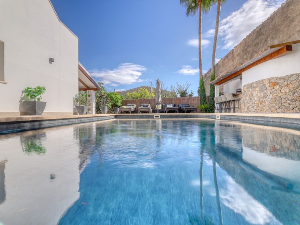 Villa in Es Capdella, Mallorca - foto 1