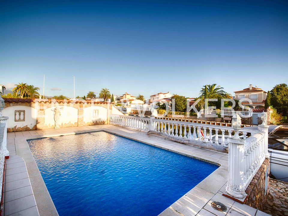 Villa i Empuriabrava, Gerona - foto 3