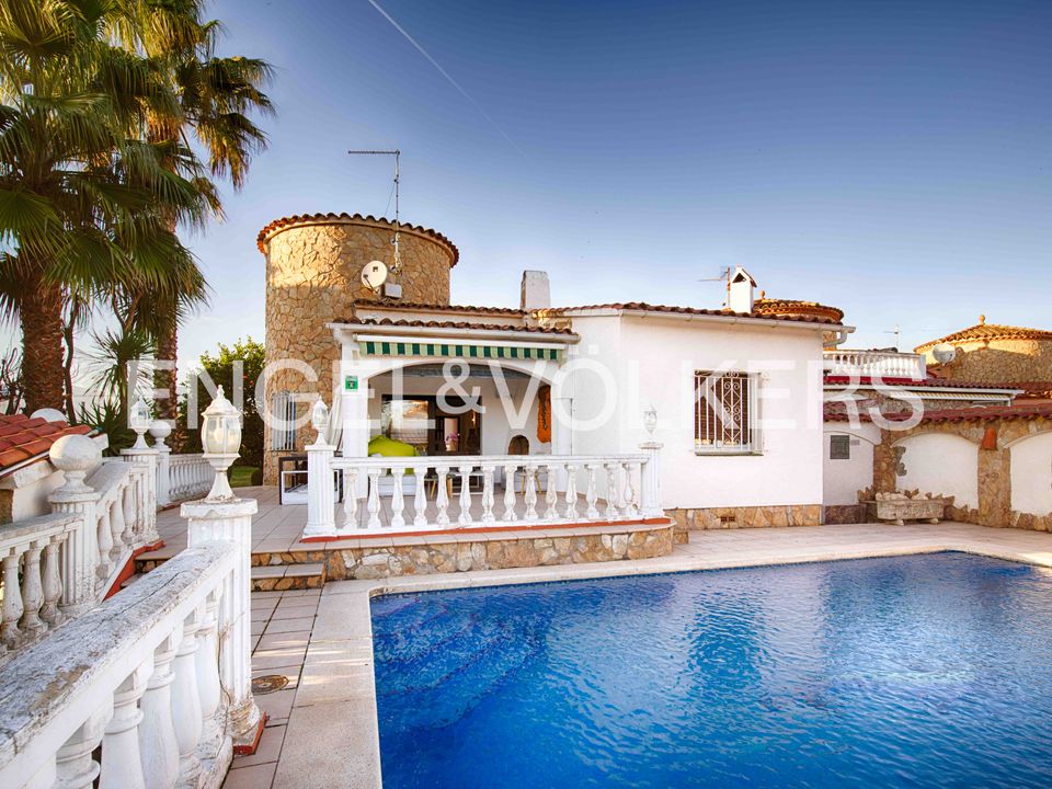 Villa i Empuriabrava, Gerona - foto 2