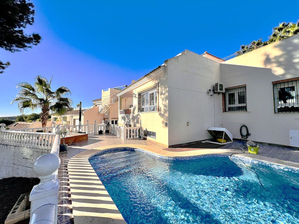 Villa i Cabo Roig, Alicante - foto 1