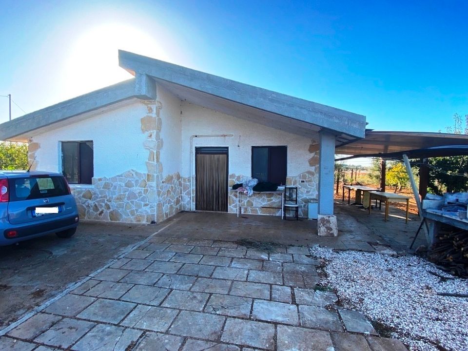 Byhus i Casamassima, Bari - foto 1