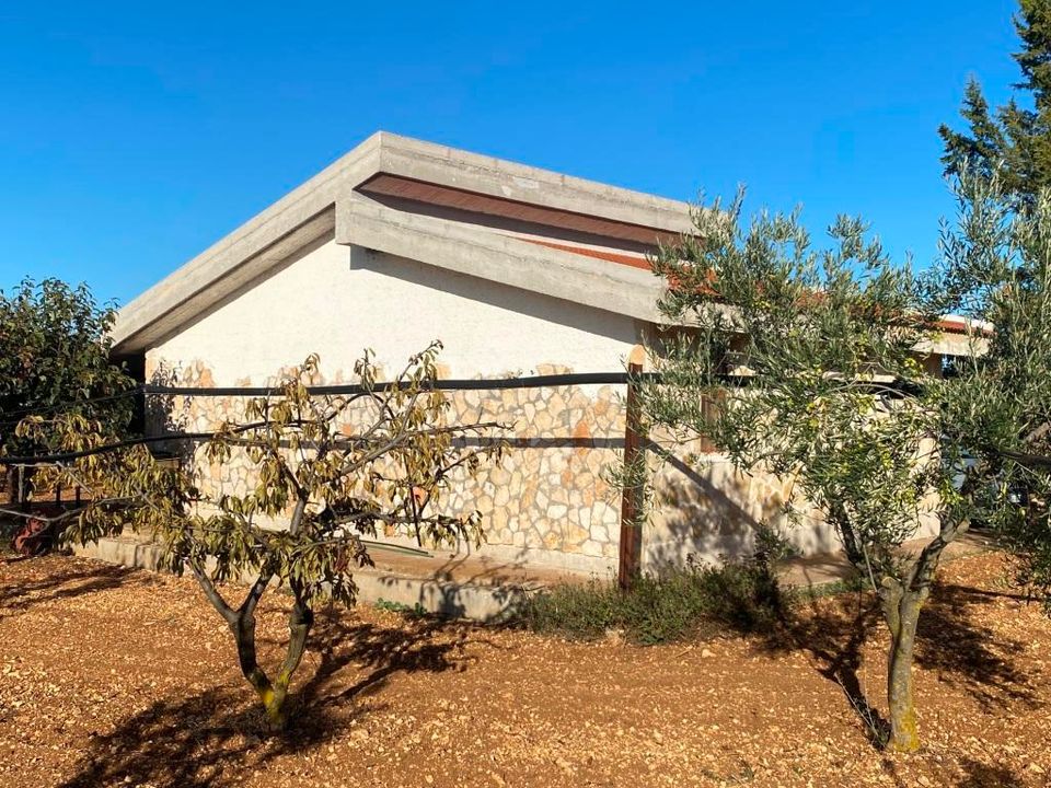 Byhus i Casamassima, Bari - foto 4