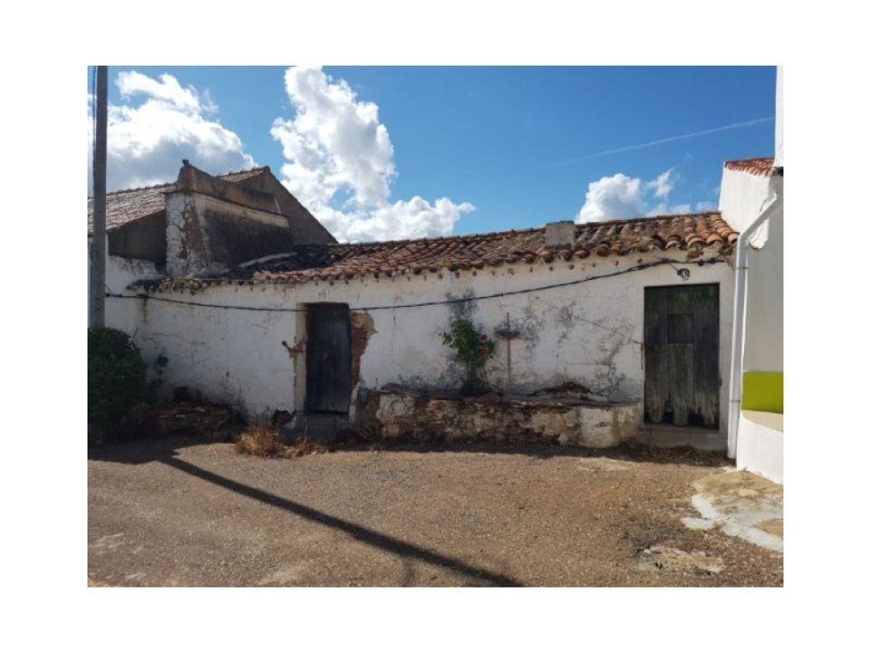 Bungalow i Santiago Maior, Evora - foto 1