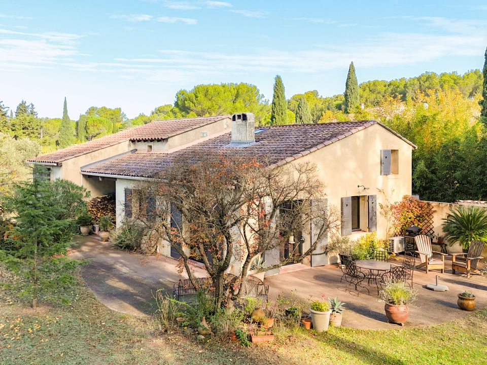 Villa i L'Isle-sur-la-Sorgue, Vaucluse - foto 3