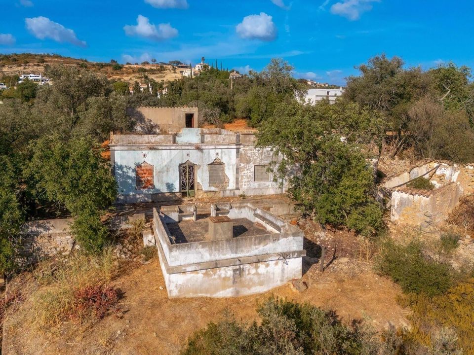 Erhvervsejendom i Santa Barbara de Nexe, Faro - foto 1
