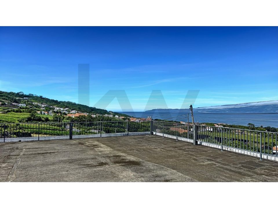 Erhvervsejendom i Prainha, Pico - foto 1