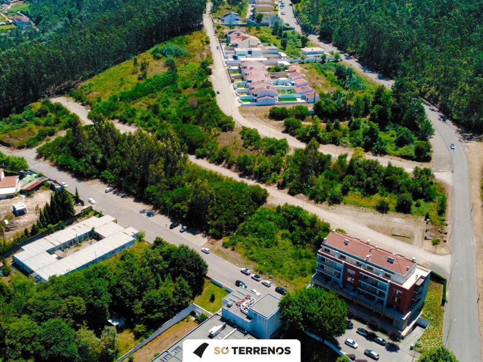 Helårsgrund i Caldas de Sao Jorge, Aveiro - foto 2