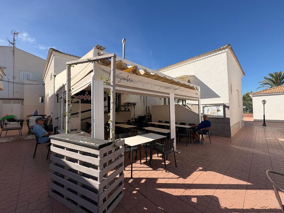 Erhvervsejendom i Santa Pola, Alicante - foto 1