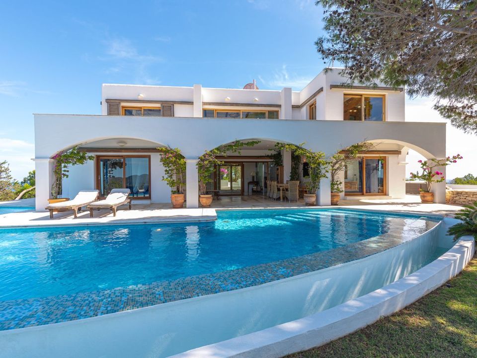 Villa i Santa Eulalia Del Rio, Ibiza - foto 2