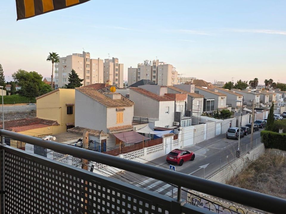 Lejlighed i Torrevieja, Alicante - foto 2