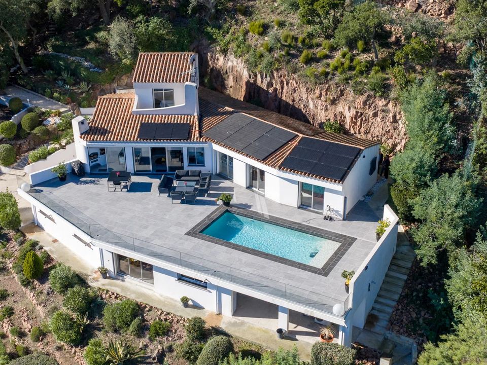 Villa i Mandelieu-la-Napoule, Alpes-Maritimes - foto 2