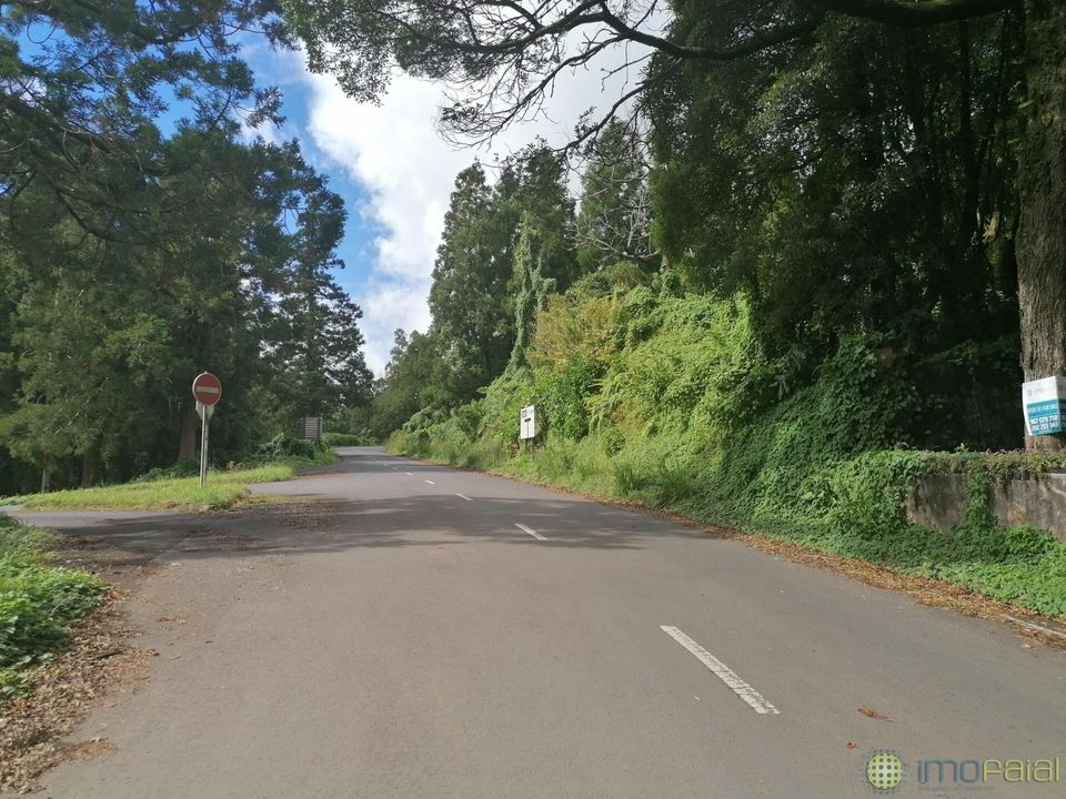 Helårsgrund i Horta, Faial - foto 4