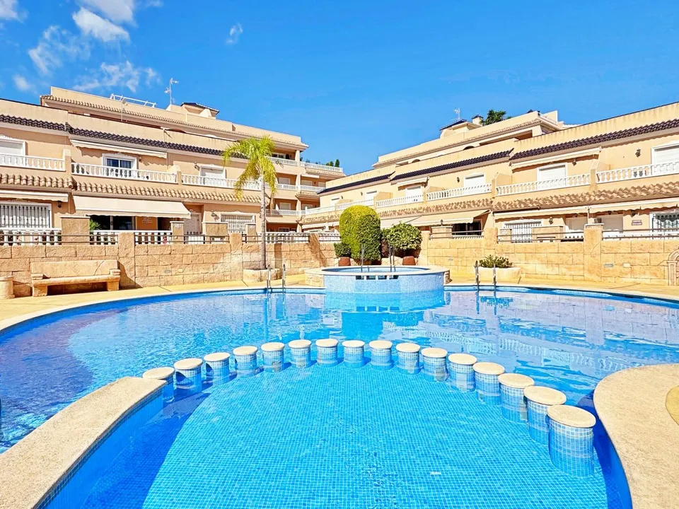 Villa in Los Dolses, Alicante - photo 1